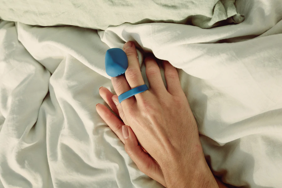 Fin - Navy Finger Vibe