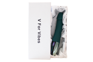 Vibrating Dildo - Best Dildo Vibrator Lady Justice | V For Vibes